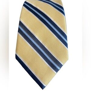 🔥🟡Forsyth 100% silk tie. Gorgeous & classic yellow & blue stripe design